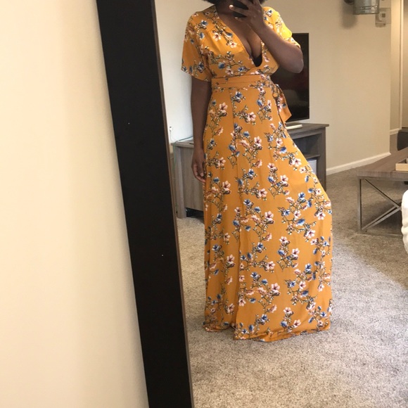 Flora maxi wrap dress - Picture 4 of 5
